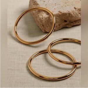 BANANA REPUBLIC AUREUS + ARGENT SET OF 3 GOLD BANGLES $120